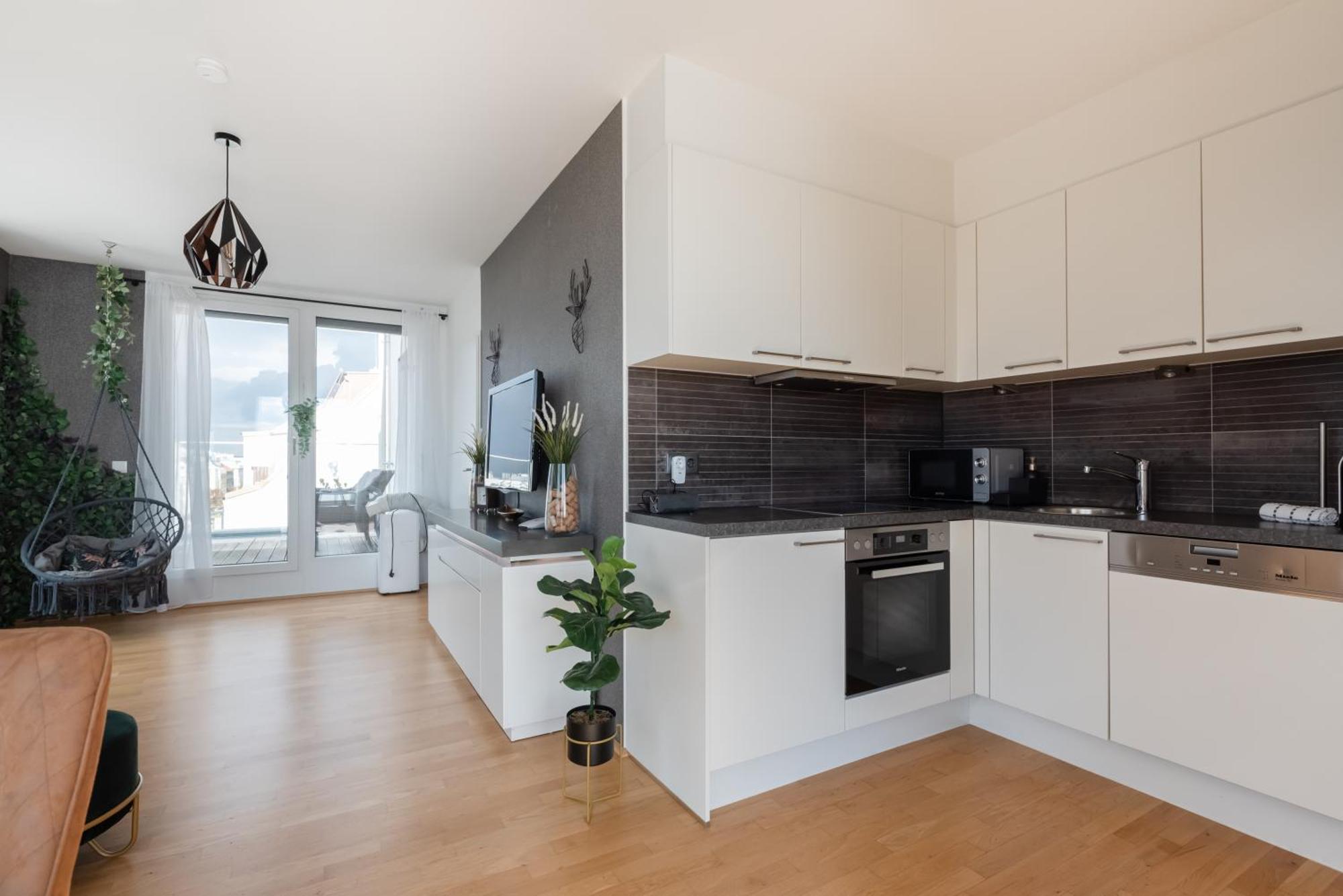 Mit Traumhafter Dachterrasse & Weitblick * Wenen